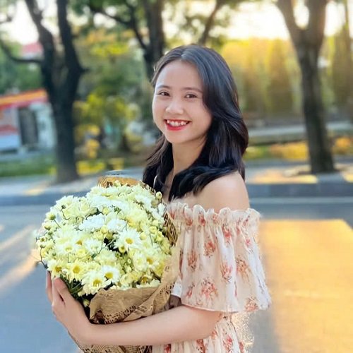 VeeKey - Thương hiệu đại diện của Công ty TNHH DESVI 8 Ngoc Thu 500x500 1